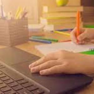 Online or virtual classes 