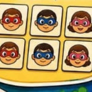 Portada del juego SUPER HEROES – Cine-TV-Teatro