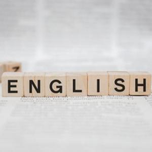 Portada del juego Acciones y comandos – Idiomas