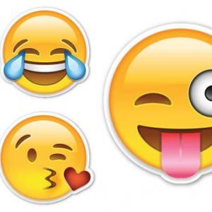 Juego de memoria de emojis