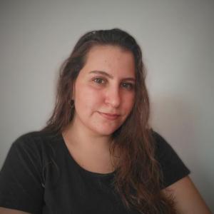 Agustina  Flores