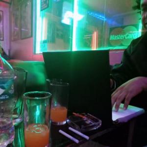 BIBLIOTECA DISCOTECA