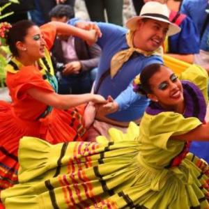 Imagen de portada del videojuego educativo: ADIVINA EL BAILE, de la temática Artes