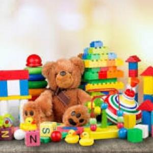 TOYS 