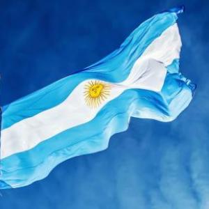FLAG DAY / DÍA DE LA BANDERA
