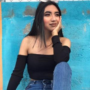 Angela Flores