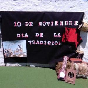 NUESTRAS TRADICIONES