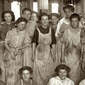 La evolución del trato de le mujer a través de los años