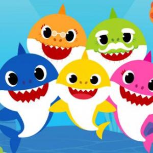 Imagen de portada del videojuego educativo: FAMILY - BABY SHARK, de la temática Idiomas