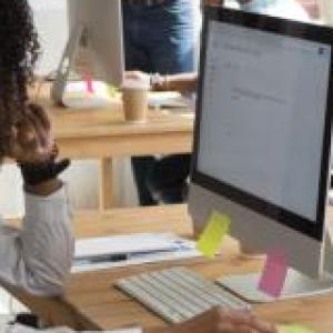 Hot Desking / Proyecto Final 