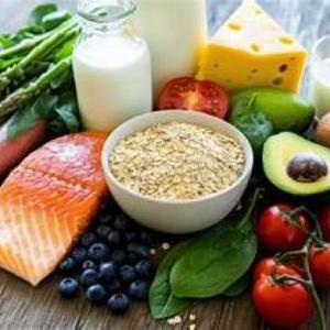Portada del juego ¡Une cada alimento con su grupo! – Alimentación