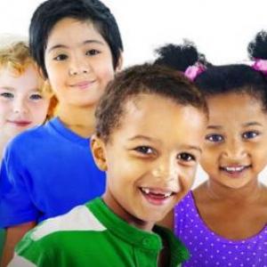 Juega y aprende (Derechos de los niños y niñas)