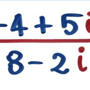 Números complejos (multiplicación y división)