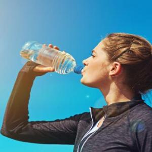BEBIDAS HIDRATANTES PARA EL DEPORTE