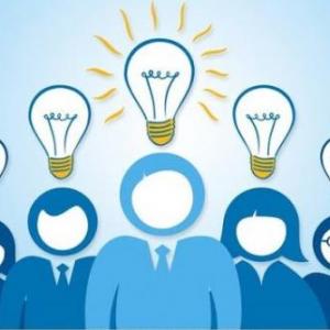 Juego de Emprendimiento y Gestión
