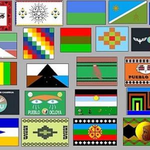 Banderas de Pueblos Originarios 