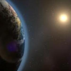 LA TIERRA Y EL SOL