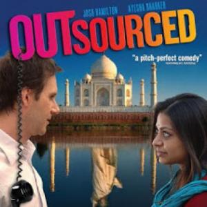 Imagen de portada del videojuego educativo: Película Outsourced , de la temática Costumbres