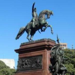 MONUMENTOS DE SAN MARTÍN EN EL MUNDO
