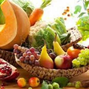 Imagen de portada del videojuego educativo: Adivinanzas de Frutas y verduras, de la temática Alimentación