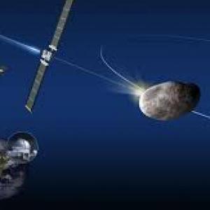 Satélites y asteroides