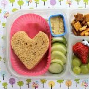 Imagen de portada del videojuego educativo: Lonchera saludable , de la temática Alimentación