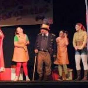 MONTAJE TEATRAL