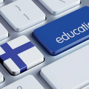 Portada del juego Modelo educativo en Finlandia – Cultura general