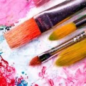 Buscamos la obra del artista
