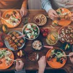 Comida y bebidas