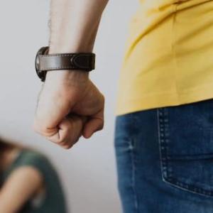 "Rompiendo el Silencio: Conociendo la Violencia Familiar"