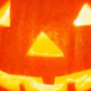 04 HALLOWEEN TRIVIA