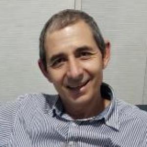 Conociendo a Carlos el Bueno