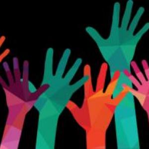 PRÁCTICAS SOLIDARIAS