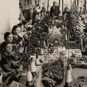 EL 8 DE MARZO DIA DE LAS MUJERES TRABAJADORAS