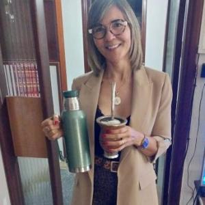 Alejandra De Mello