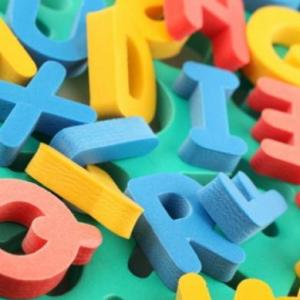 Portada del juego articles and demostratives – Idiomas