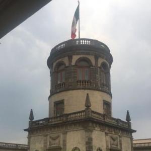 DIVIÉRTETE CON LA HISTORIA