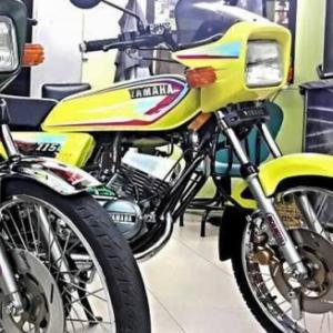 Imagen de portada del videojuego educativo: JUEGO DE PREGUNTAS SOBRE MOTOS, de la temática Historia