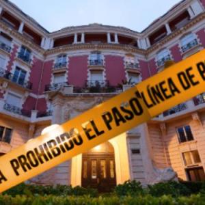 ASESINATO EN EL HOTEL