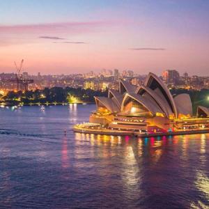 Let's go to Australia!