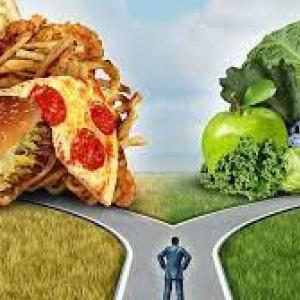 REPASEMOS ENFERMEDADES POR UNA MALA ALIMENTACION.