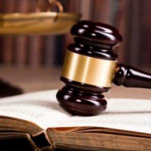 Portada del juego FUENTES DEL DERECHO – Derecho