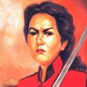 MUJERES LUCHADORAS