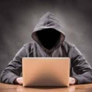 LOS PELIGROS DE LA TECNOLOGIA